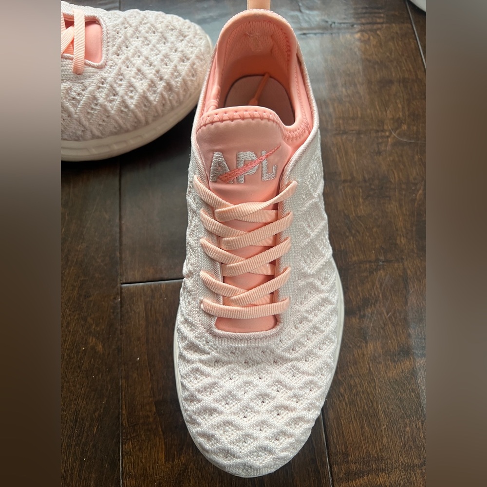 Apl Techloom Wave Sneaker View 5
